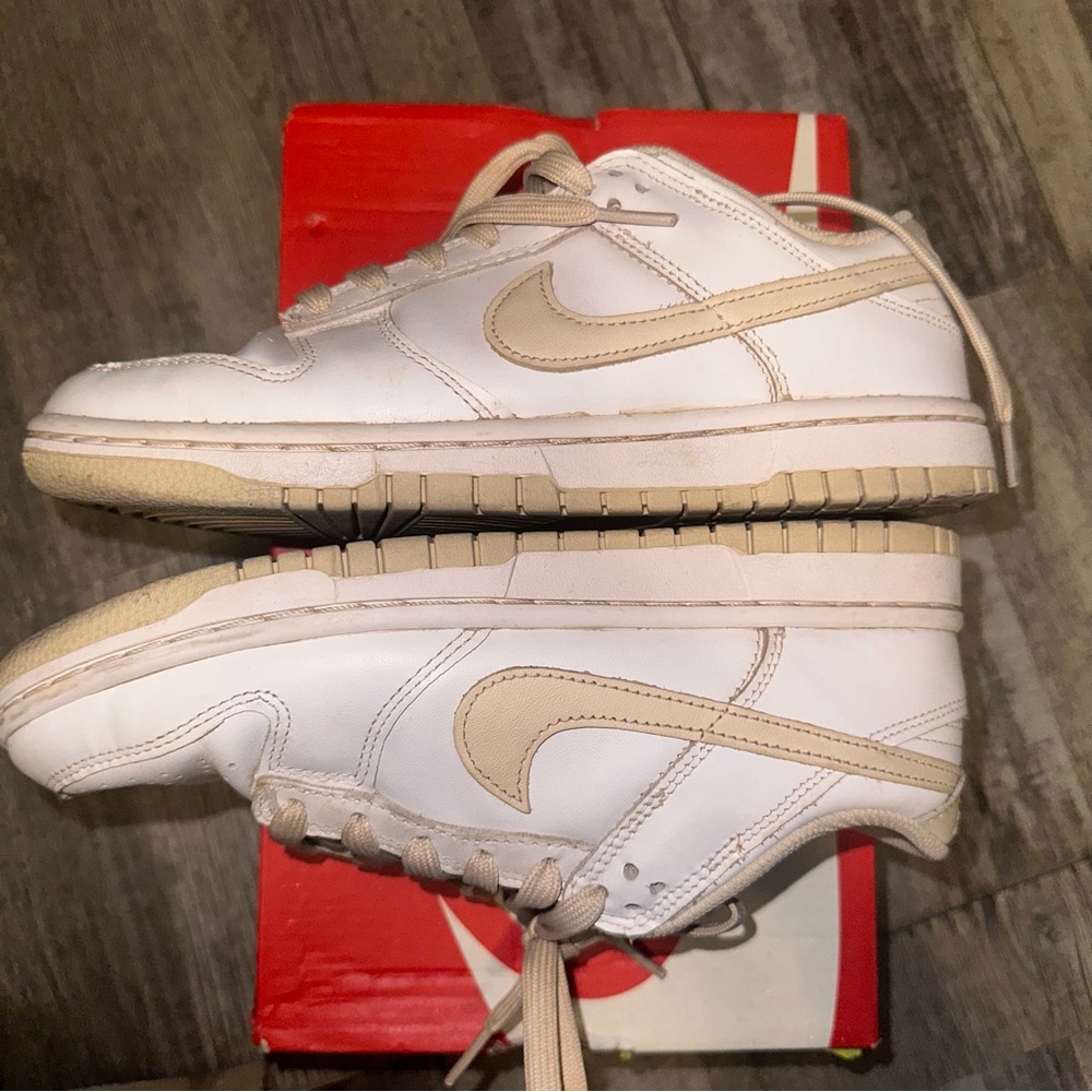 Nike women Dunk Low White/Pearl White - Picture 3 of 7